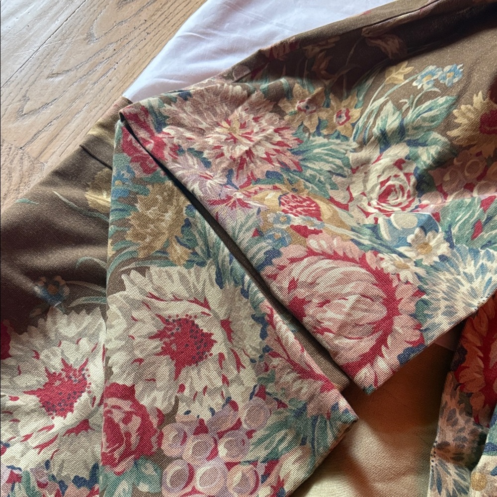 Tapestry Floral Queen Bed Skirt - Picture 3 of 3
